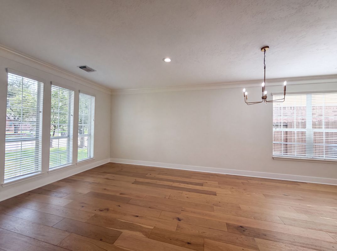Photo 6 of 35 of 11314 Sailwing Creek Ct, Pearland, TX