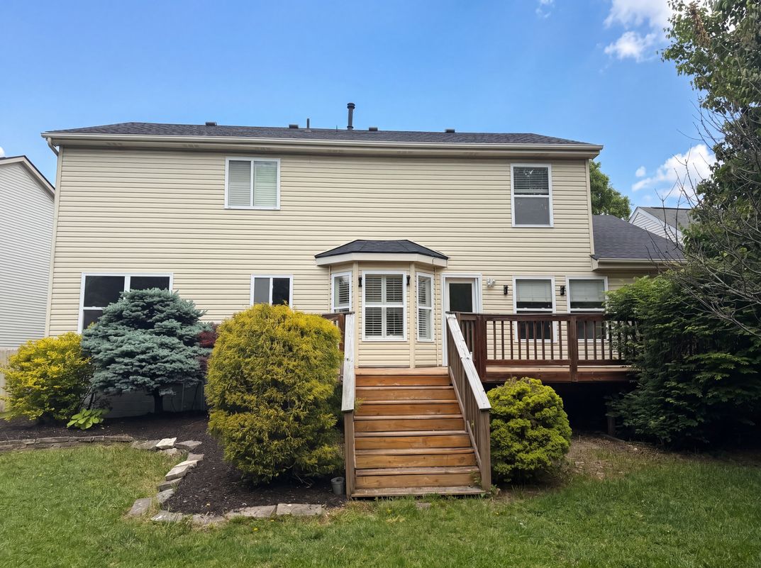 Photo 5 of 44 of 7966 Lazelle Woods Dr, Westerville, OH