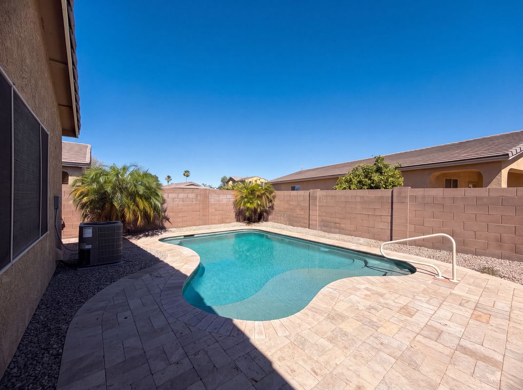 Photo 5 of 18 of 875 W Ayrshire Trl, San Tan Valley, AZ