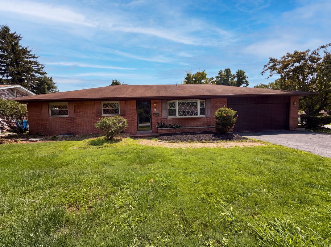 Photo 22 of 25 of 209 Dana Dr, Collinsville, IL