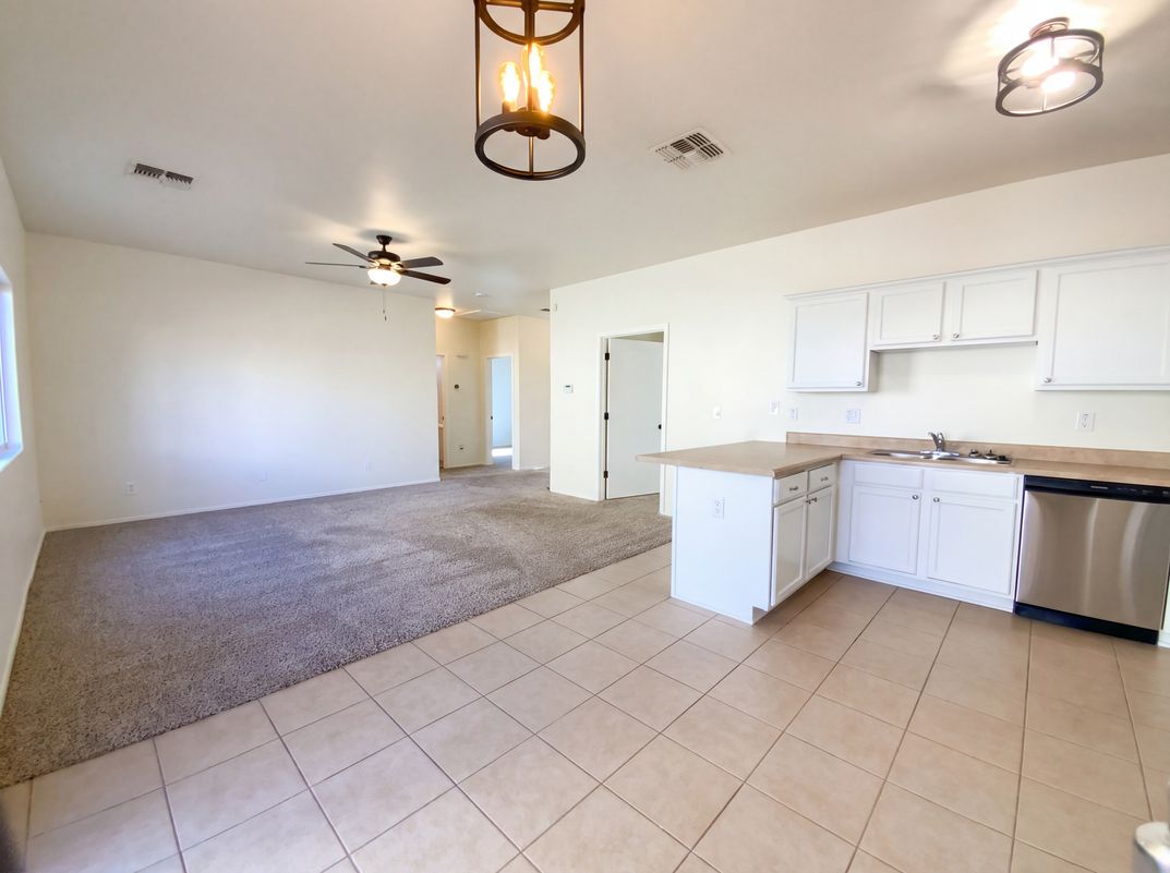 Photo 7 of 14 of 2300 E Magma Rd, San Tan Valley, AZ