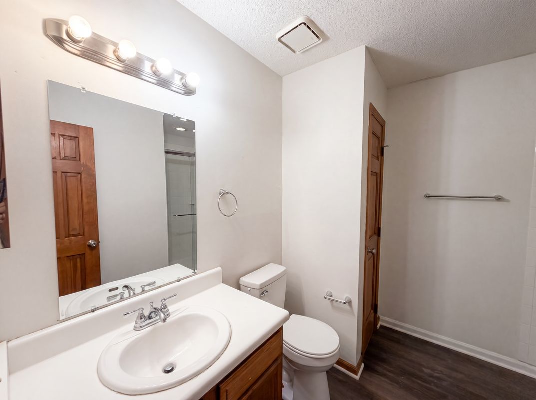 Photo 9 of 16 of 9425 Cartersville Ct, Raleigh, NC