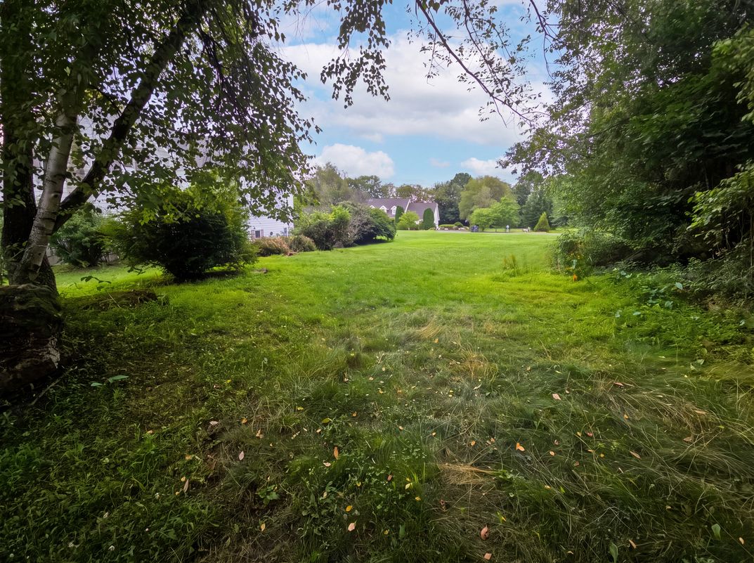 Photo 5 of 45 of 2217 Valley View Dr S, Saylorsburg, PA