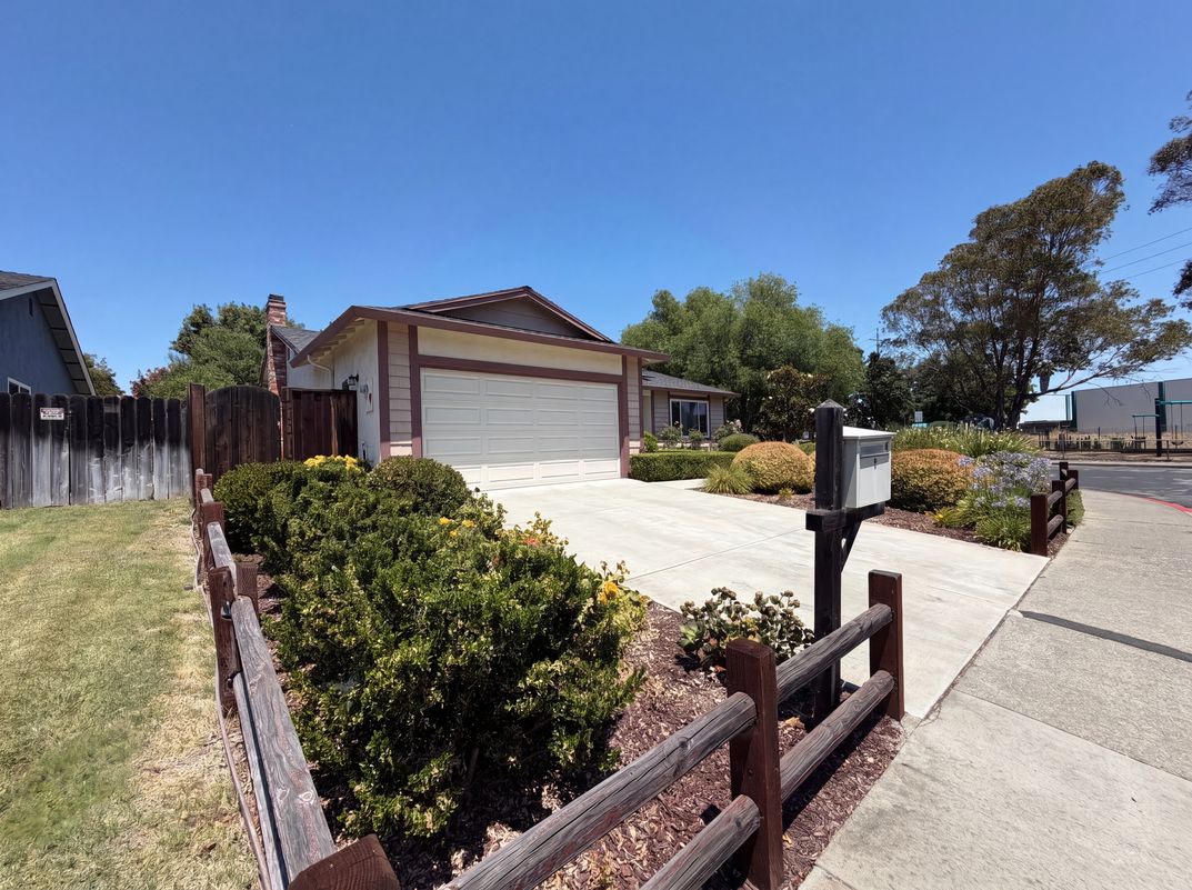 Photo 40 of 48 of 1091 Fox Meadow Way, Concord, CA