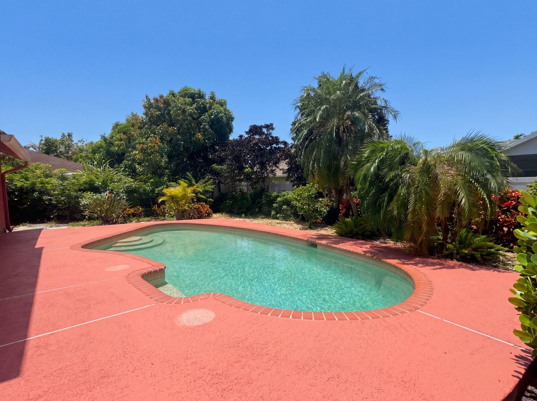 Photo 44 of 47 of 118 Waterway Rd, Royal Palm Beach, FL