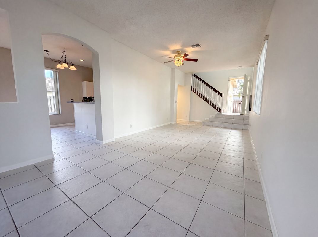 Photo 3 of 29 of 1848 Capeside Cir, Wellington, FL