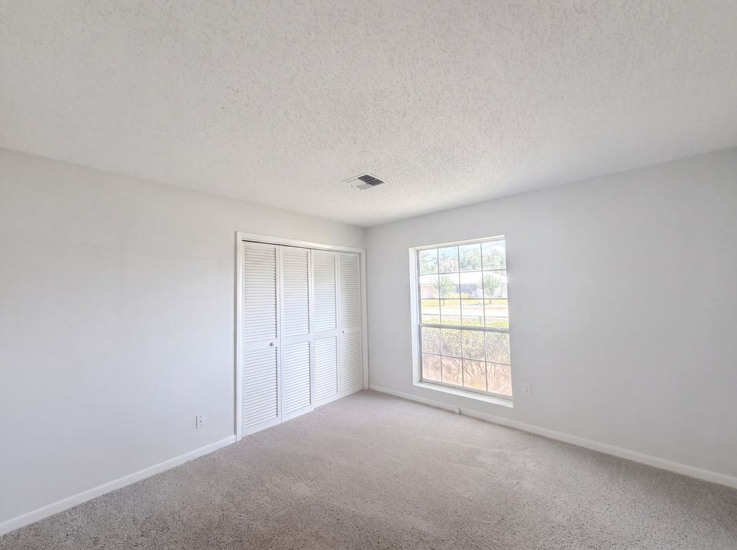 Photo 8 of 19 of 613 4th St NE, Fort Meade, FL