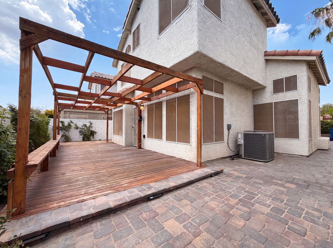 Photo 5 of 22 of 7504 Holloran Ct, Las Vegas, NV