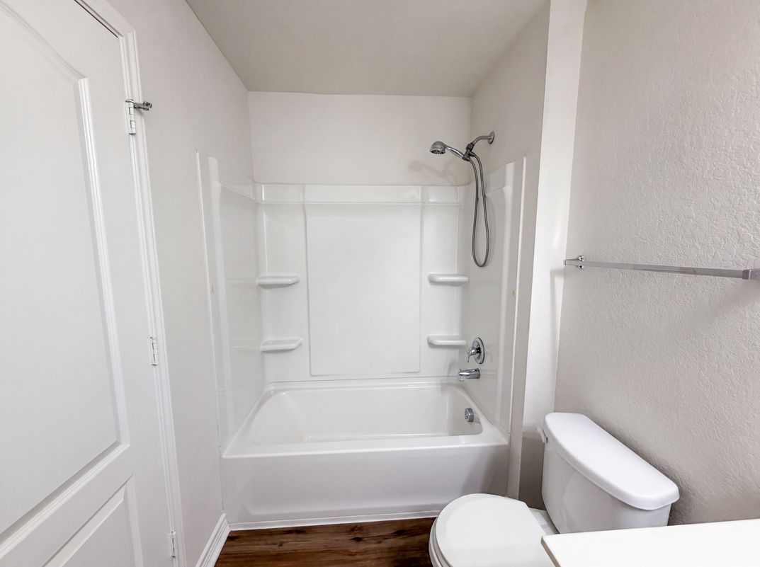 Photo 18 of 21 of 2100 Brandywine Dr, New Braunfels, TX