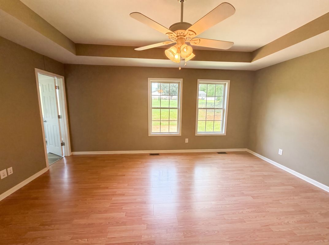 Photo 4 of 20 of 116 Fernwood Dr, Easley, SC