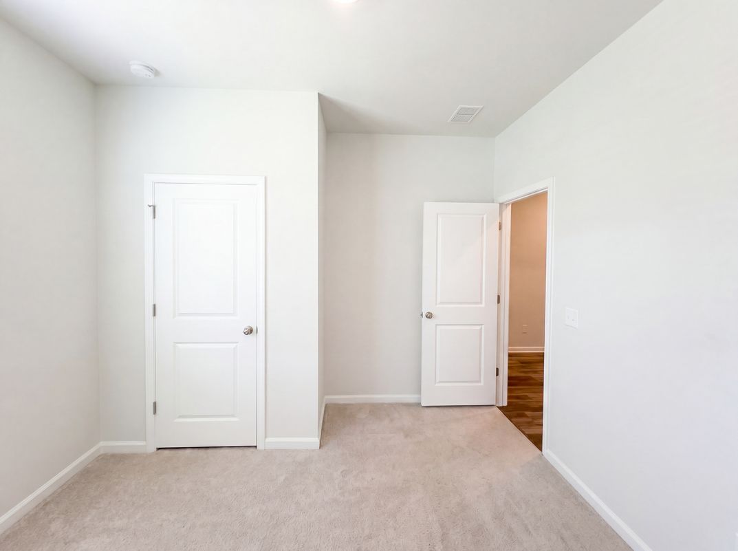 Photo 15 of 19 of 616 Fisher Ln, Summerville, SC