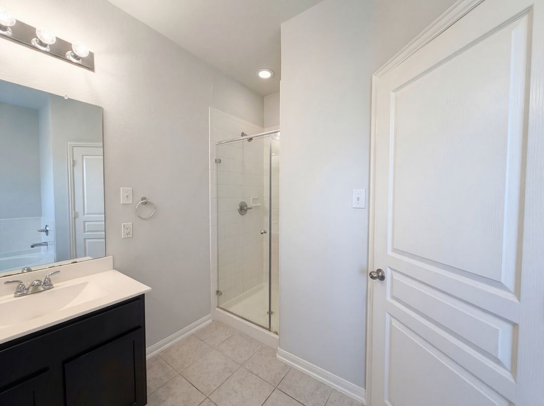 Photo 19 of 23 of 1038 Cash St, Alvin, TX