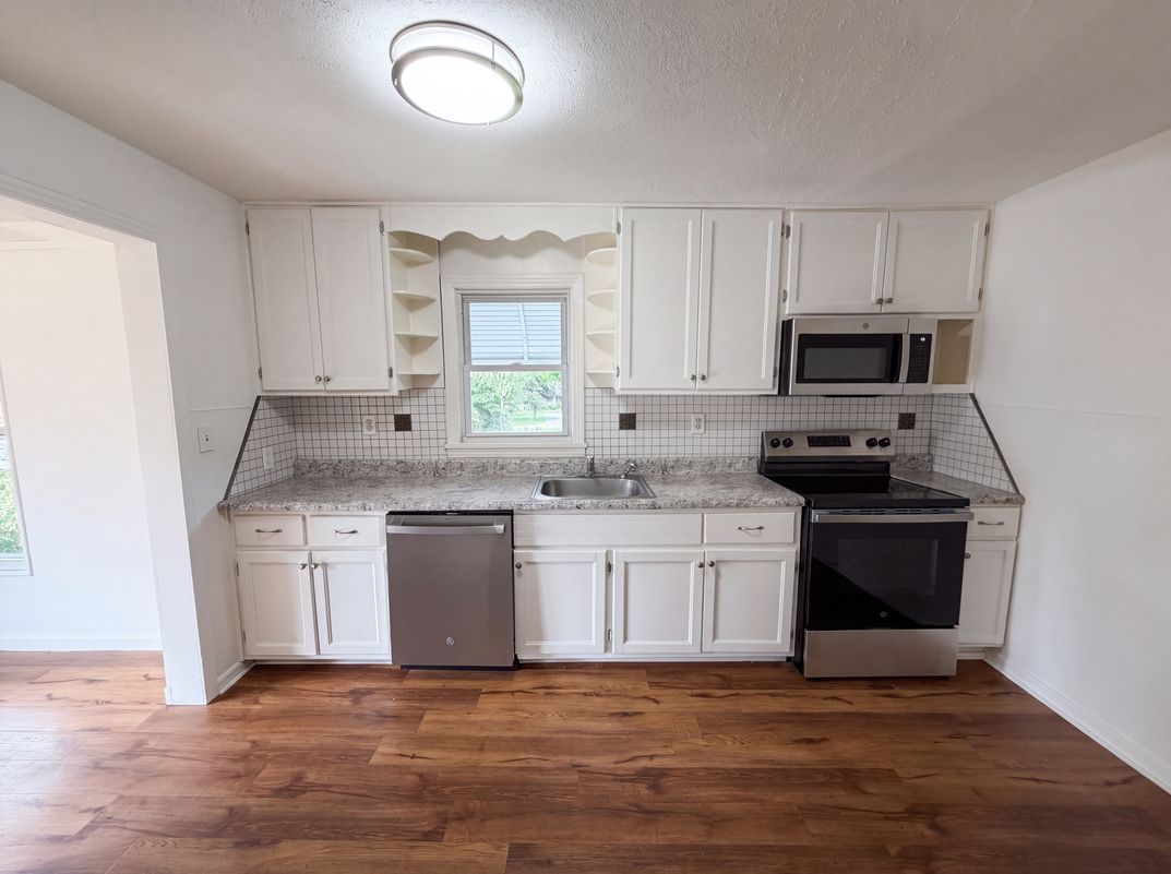Photo 12 of 20 of 612 Victor Dr, Knoxville, TN
