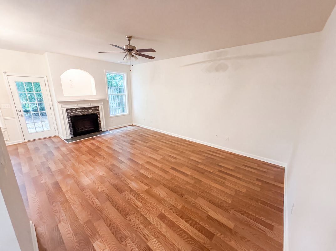 Photo 7 of 23 of 2111 Ferentz Trce, Norcross, GA