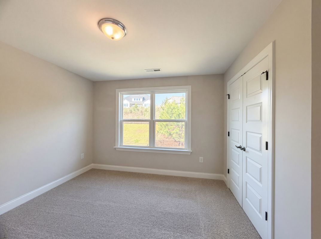 Photo 17 of 20 of 5016 Watercrest Trl, Belmont, NC