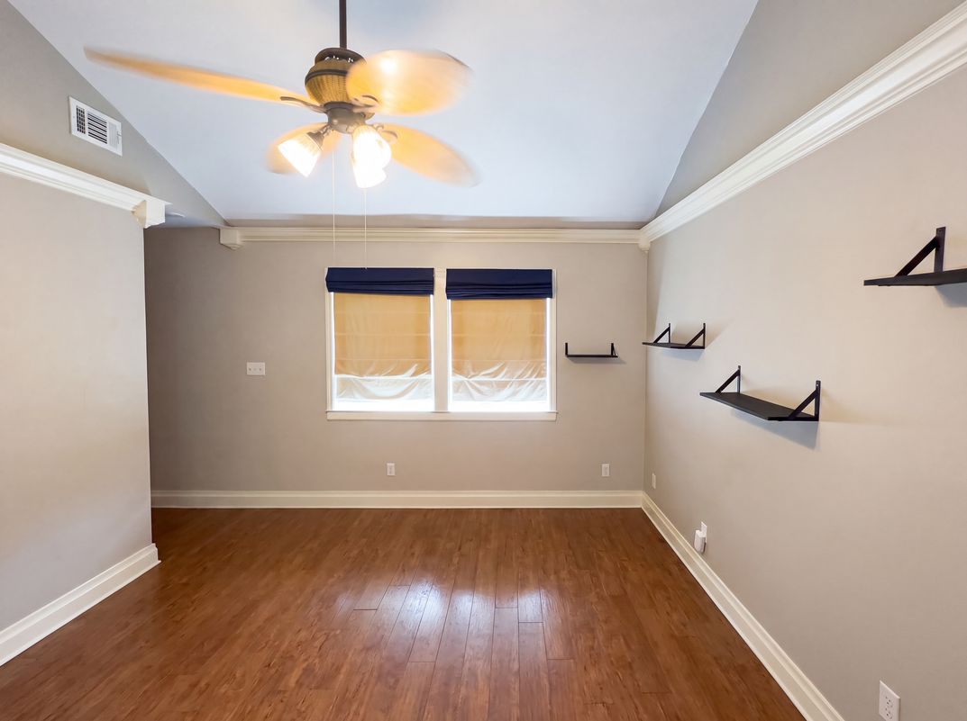 Photo 4 of 27 of 6100 Nora St, Metairie, LA