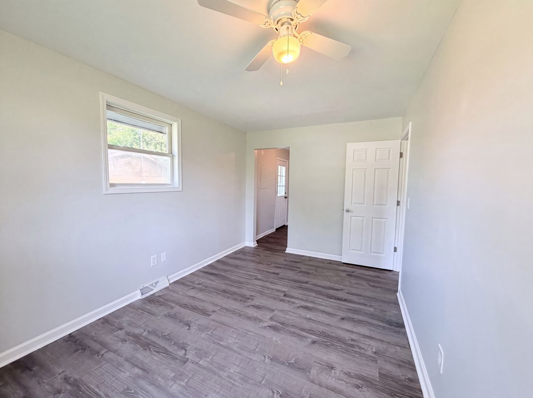 Photo 17 of 22 of 610 Mercury Dr, Cincinnati, OH