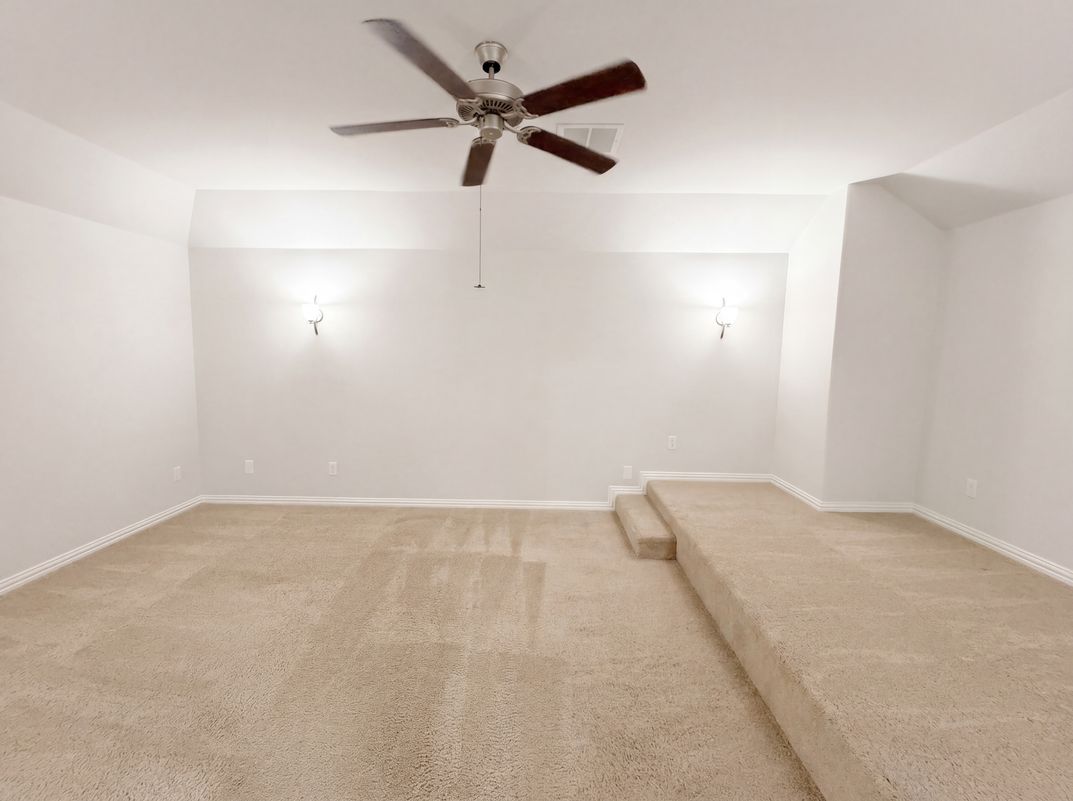 Photo 15 of 18 of 1501 Martin Creek Dr, Little Elm, TX