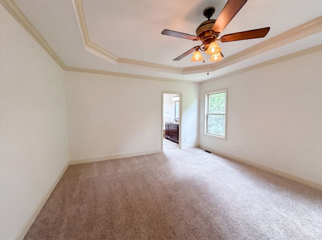 Photo 4 of 30 of 3512 Martins Woods Ln, La Vergne, TN