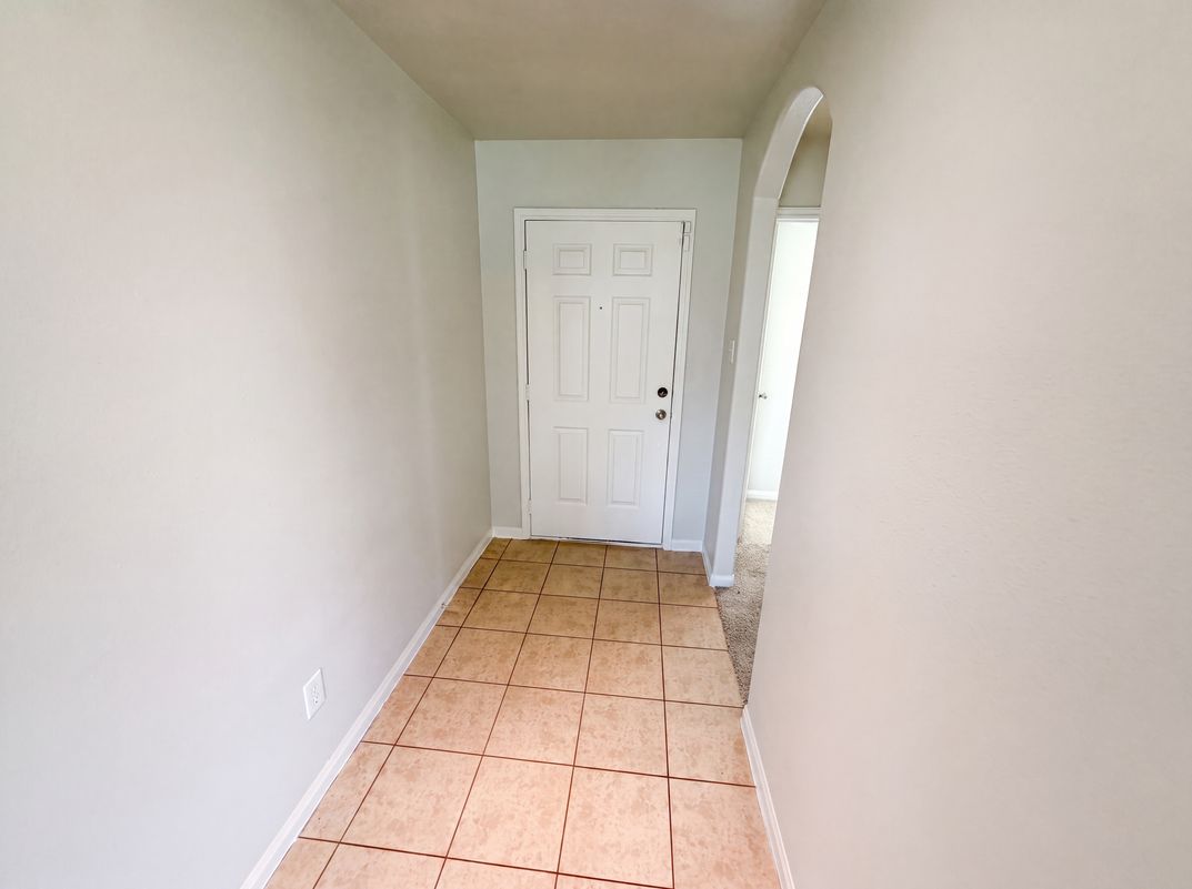 Photo 15 of 19 of 907 Amaryllis Rd, Baytown, TX