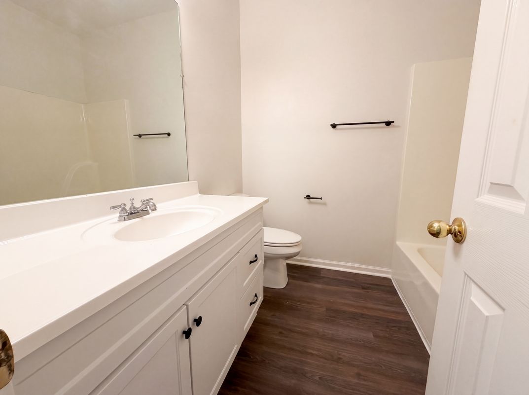 Photo 17 of 20 of 101 Cambridge Pointe Dr, Alabaster, AL