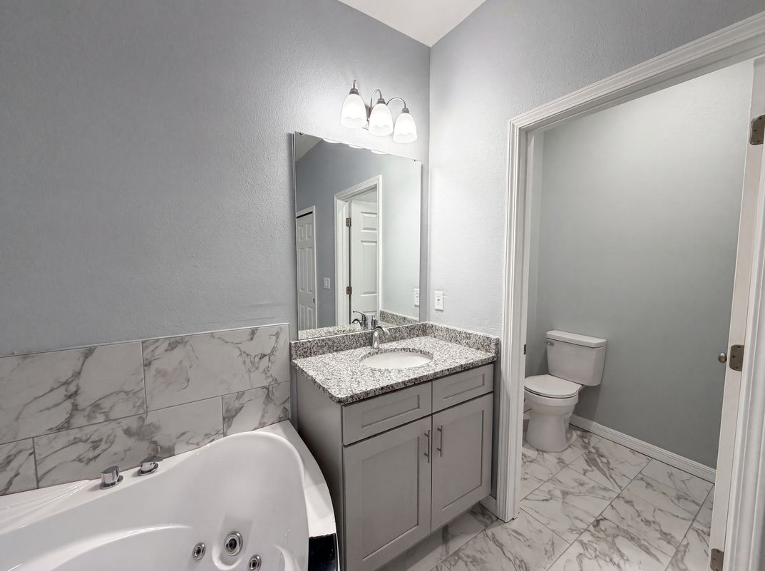 Photo 22 of 27 of 1013 W 11th St, Sanford, FL