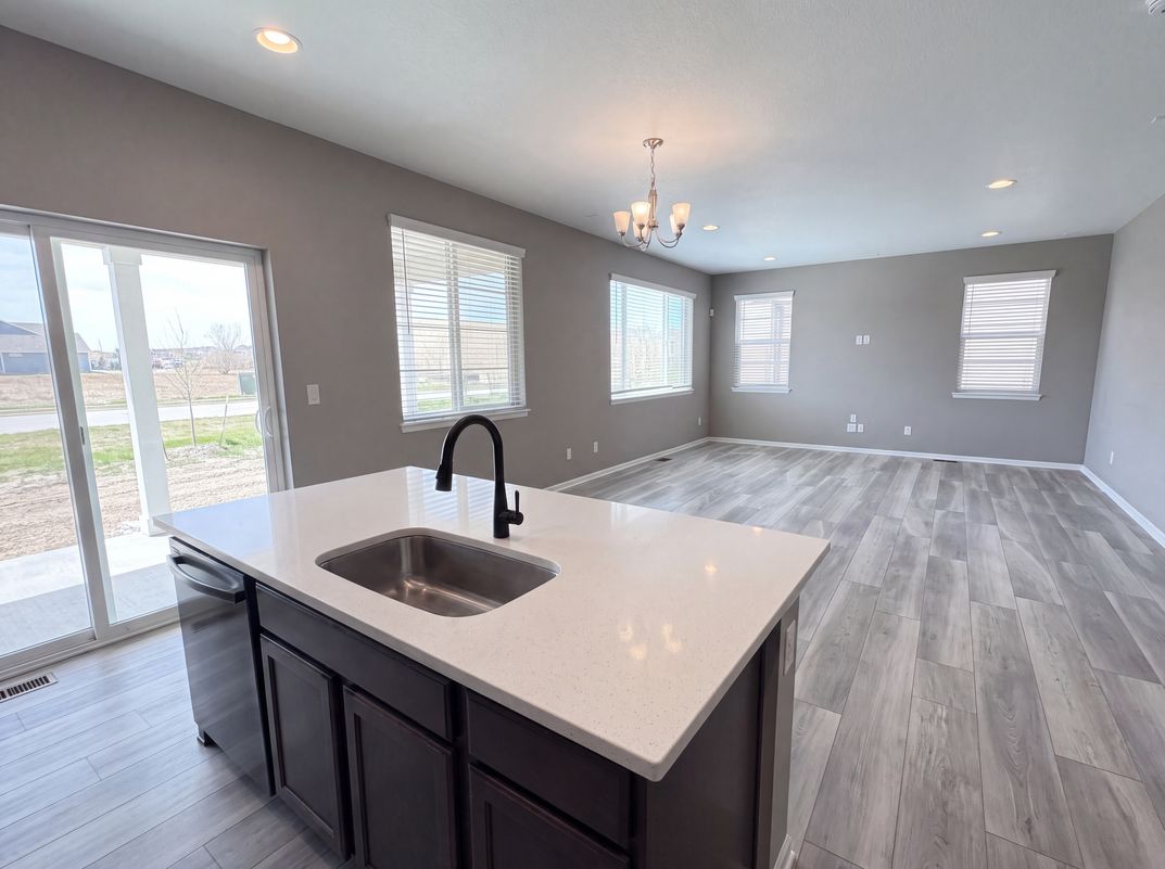 Photo 13 of 39 of 2450 Garganey Dr, Castle Rock, CO