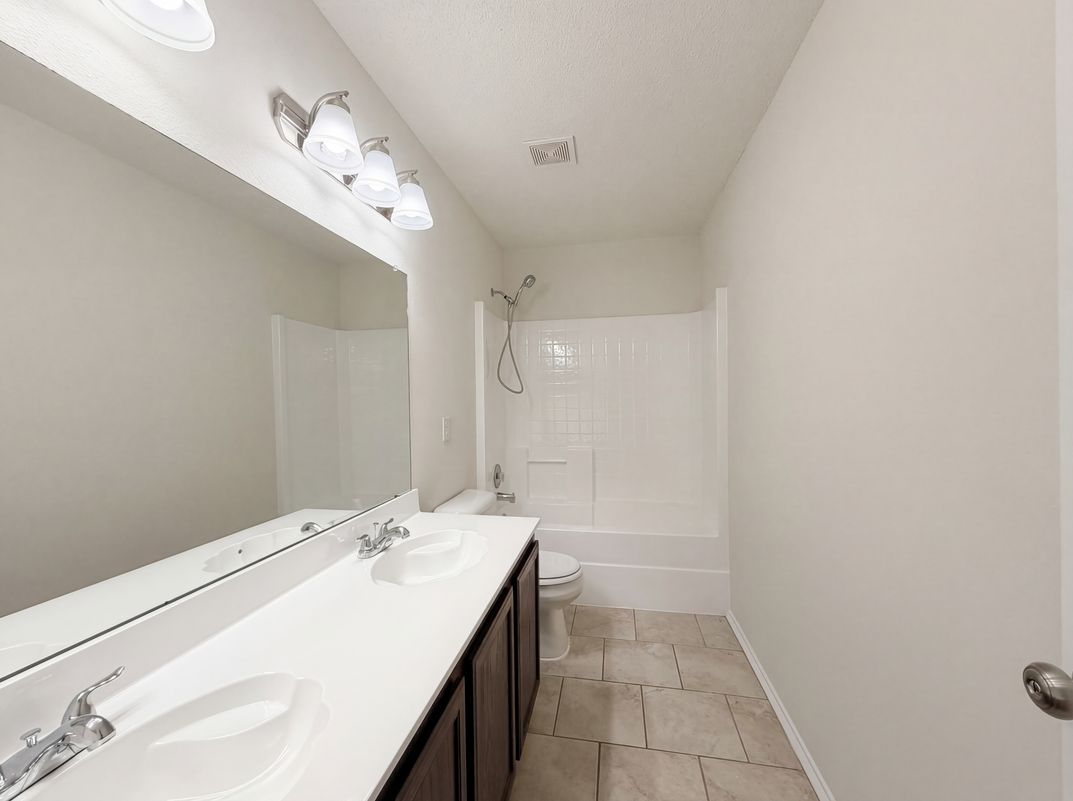Photo 16 of 30 of 2501 Avalon Creek Way, McKinney, TX