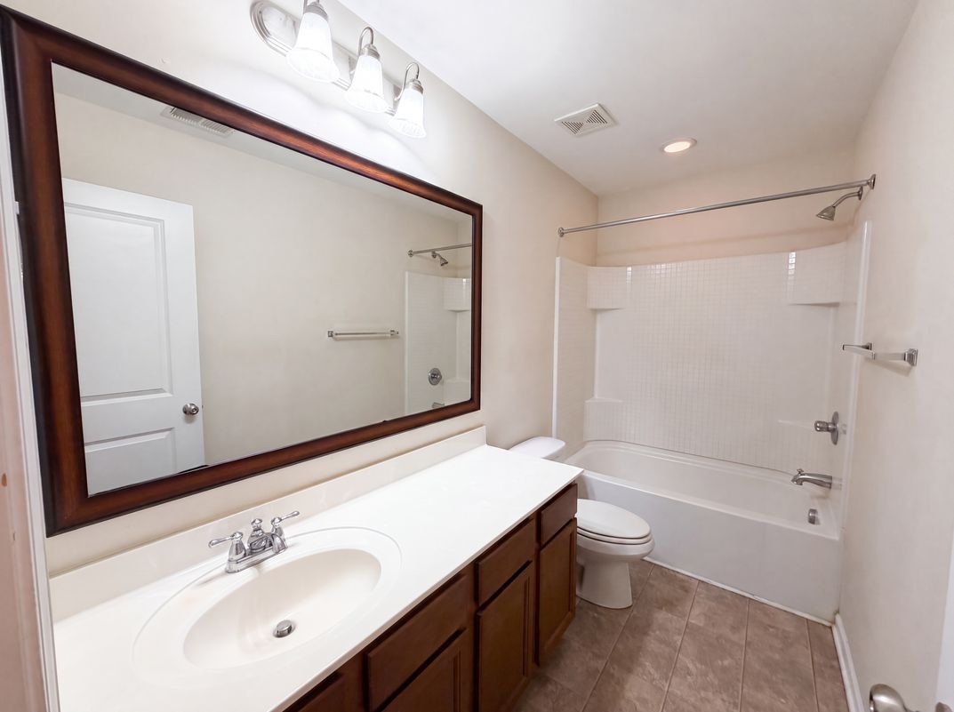 Photo 12 of 23 of 195 Lotz Dr, Summerville, SC