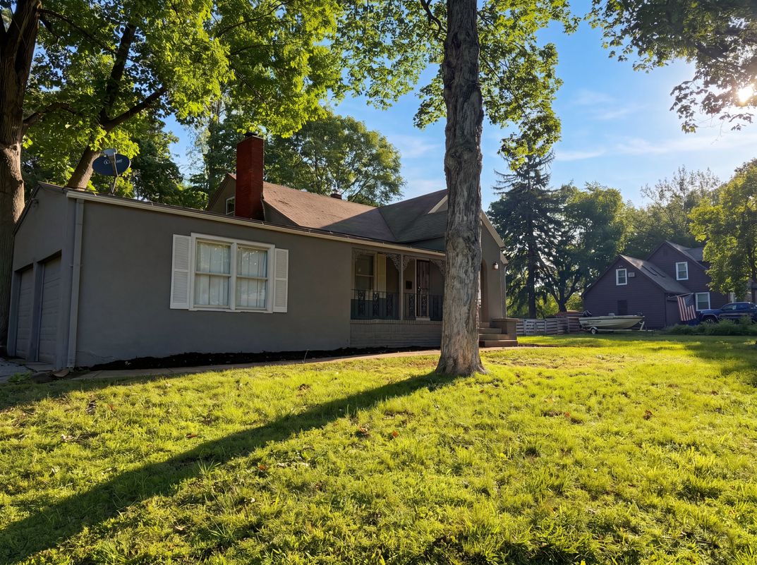 Photo 15 of 21 of 11304 E 55th Ter, Raytown, MO