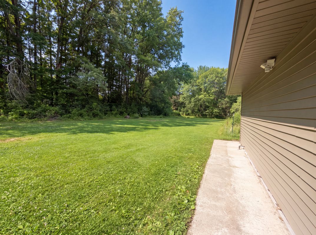 Photo 36 of 43 of 37045 Chagrin Blvd, Chagrin Falls, OH