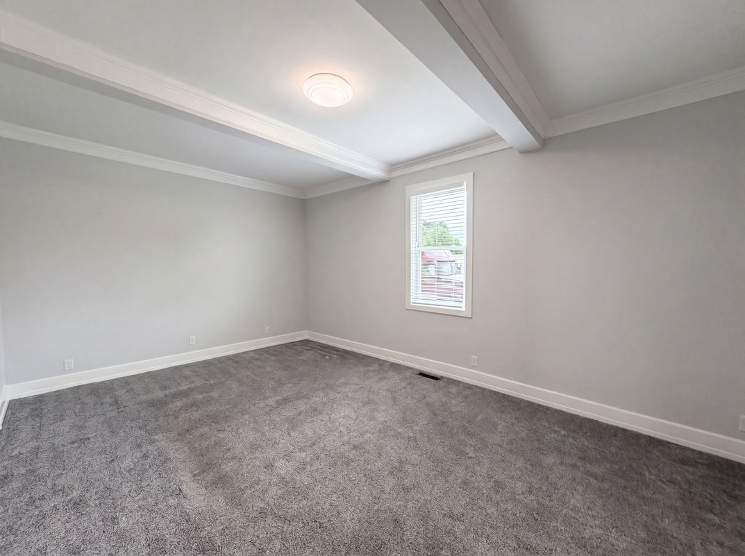 Photo 6 of 25 of 1510 E Raymond St, Indianapolis, IN