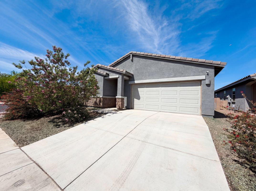 Property photo 1 of 12701 N Gibbs Ave