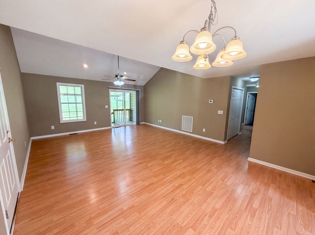 Photo 11 of 20 of 116 Fernwood Dr, Easley, SC