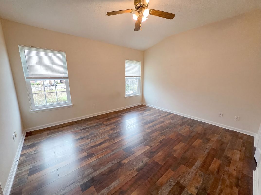 Photo 11 of 17 of 1539 Biscayne Bay Dr, Jacksonville, FL
