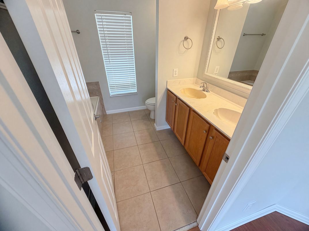 Photo 23 of 31 of 2332 SE Berkshire Blvd, Port Saint Lucie, FL