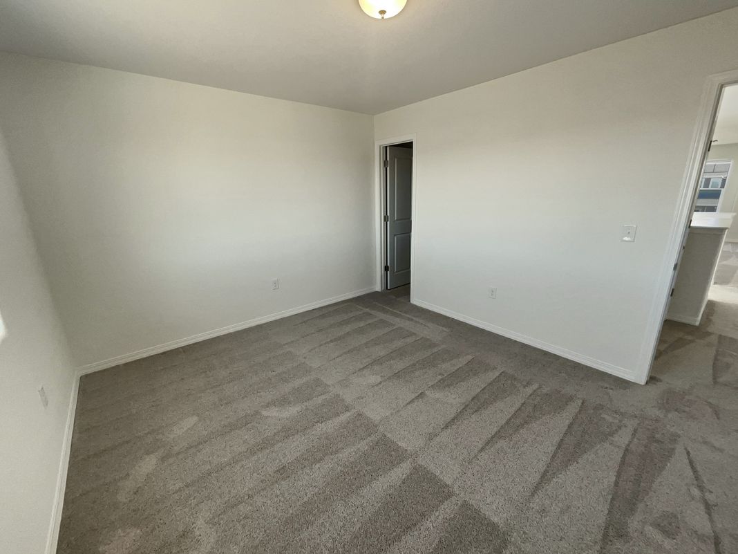 Photo 18 of 27 of 8699 Bynum Dr, Colorado Springs, CO