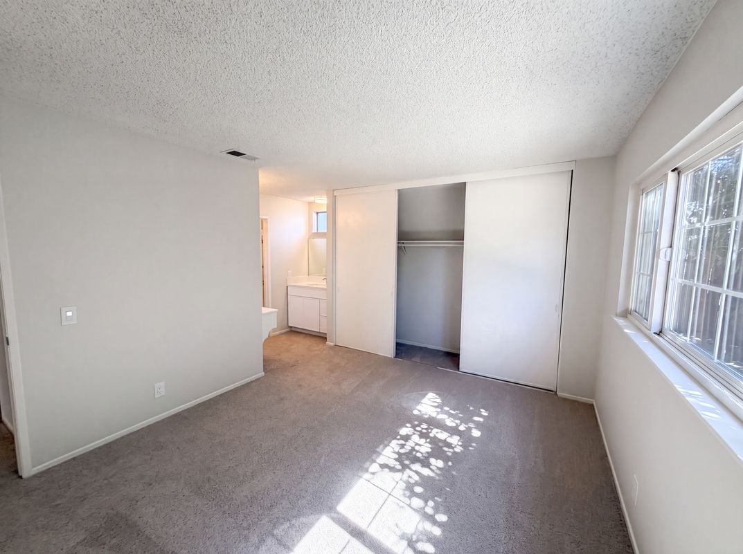 Photo 16 of 26 of 648 Brentwood Ave, Upland, CA