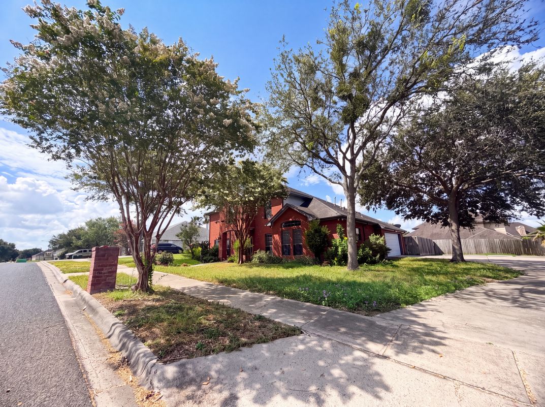 Photo 23 of 25 of 14925 Beal Dr, Corpus Christi, TX