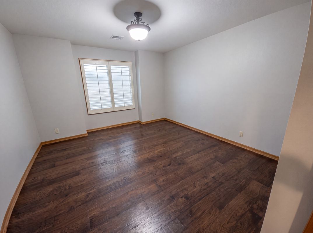 Photo 22 of 30 of 945 N Woodridge Ct, Wichita, KS