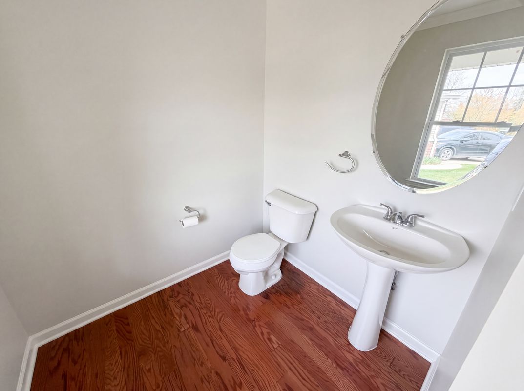 Photo 21 of 44 of 42824 Greystone Dr, Sterling Heights, MI