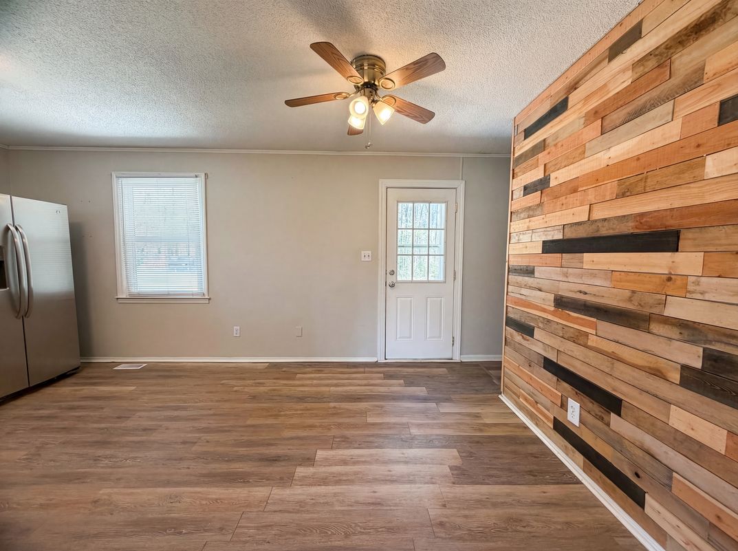 Photo 9 of 17 of 4402 Ginger Dr, Gastonia, NC