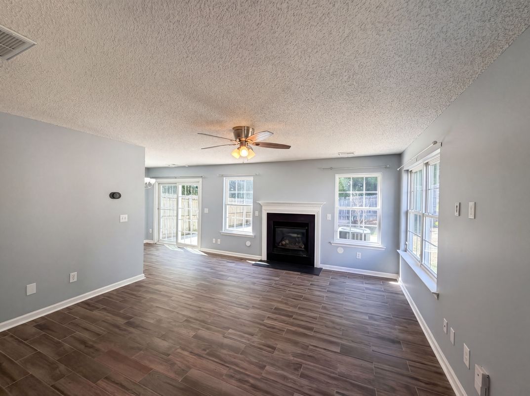 Photo 3 of 17 of 6005 Silkwater Ct, Raleigh, NC