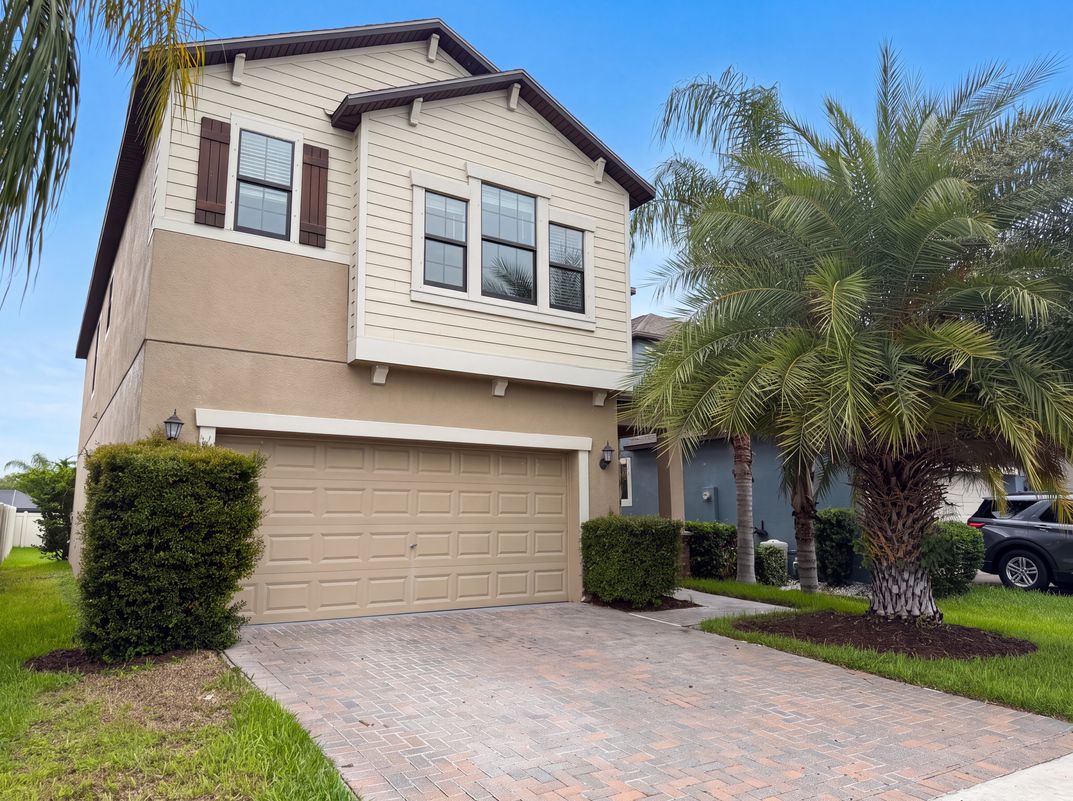 Photo 30 of 36 of 9709 Ivory Dr, Sun City Center, FL