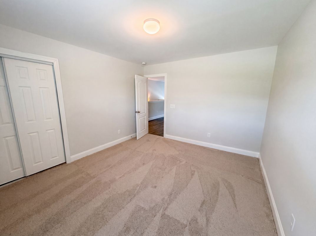 Photo 18 of 26 of 301 Cypresshill Ct, Simpsonville, SC
