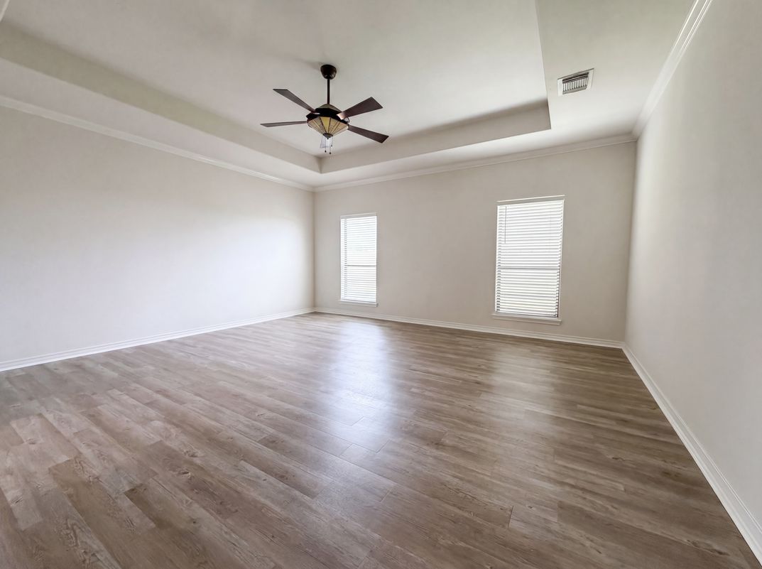 Photo 4 of 20 of 6041 King Trl, Corpus Christi, TX