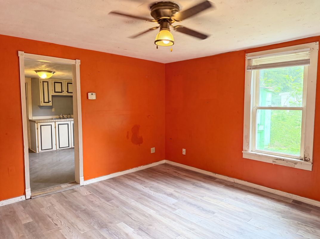Photo 7 of 19 of 219 W Glen Ave, Batavia, OH