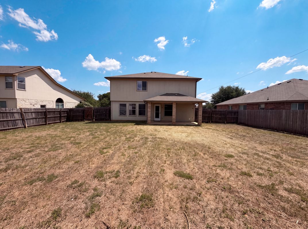 Photo 5 of 20 of 6805 Aquamarine Dr, Killeen, TX