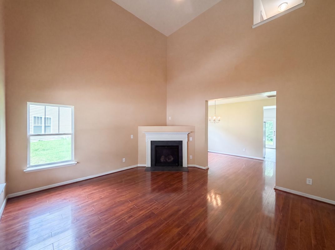 Photo 3 of 16 of 3712 Mayfair Mill Dr, Raleigh, NC