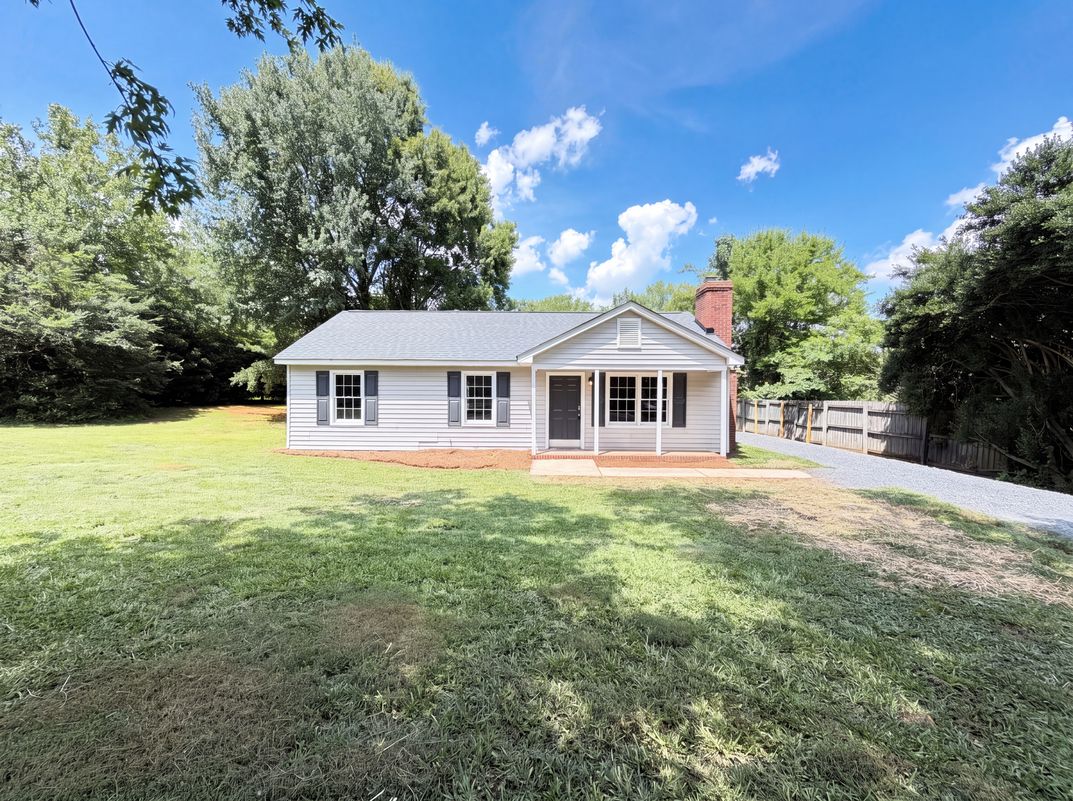Property photo 1 of 6912 Fieldlark Ln